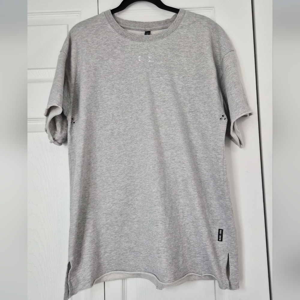 ASRV Relentless Drop Tail Raw Hem Training Tee Heather Gray Medium